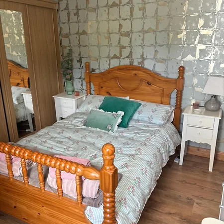 Holiday home Teach Elle F94v2w2 *