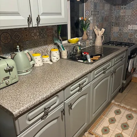 Teach Elle F94v2w2 بيت للعطل *